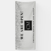 リオープニングヘア&メイクアップシルバーグレーグリッター 横断幕 (縦)