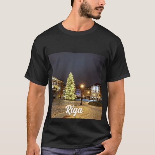 リガのクリスマスツリーとドームスクエア Tシャツ (正面)