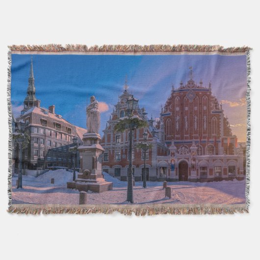 リガタウンホールスクエア冬 スローブランケット (正面)