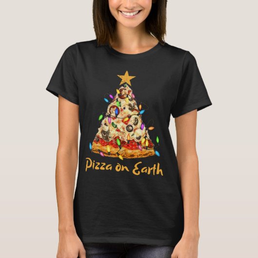 リグおもしろい付き地球スライスのクリスマスツリー上のピザ Tシャツ (正面)