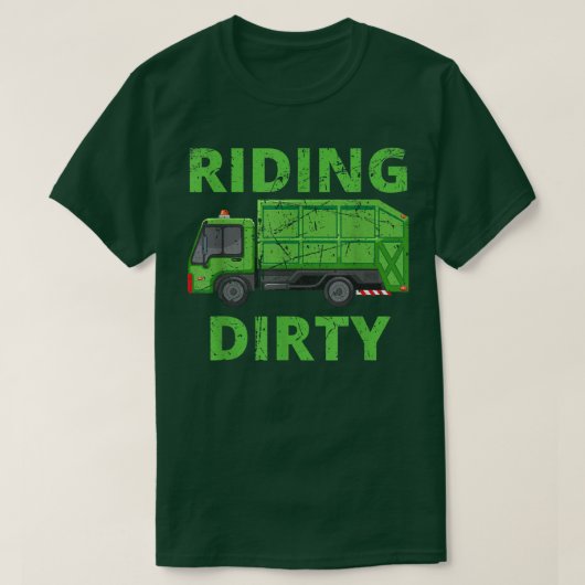 リサイクルごみトラックの子供たち男性が土に乗って Tシャツ (デザイン正面)