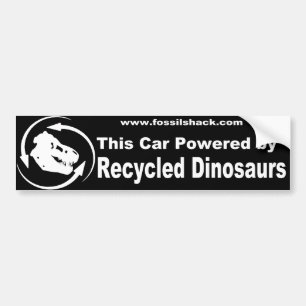 リサイクルされた恐竜のbumperstickによって動力を与えられるこの車 バンパーステッカー