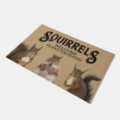 リスが人々を歓迎する敷物、かわいい動物 ドアマット (アングル)