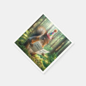 リスが誕生日カードを持つ スタンダードカクテルナプキン (角)