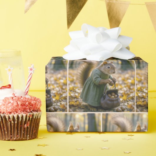 リスが財布の中にナッツを集める ラッピングペーパー (誕生日パーティー)