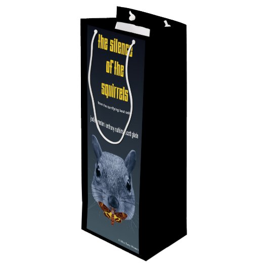 リスたちの沈黙 – パロディ ワインギフトバッグ (裏面アングル)