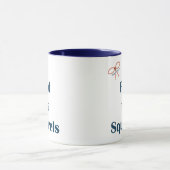 リスにメモを食べ物を与えて下さい マグカップ (中央)