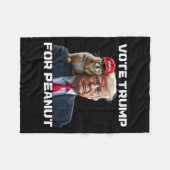 リスのピーナッツにトランプの投票 フリースブランケット (正面(横))