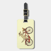リスの友人とサイクリストの犬 – かわいい動物の芸術 ラゲッジタグ (正面縦)