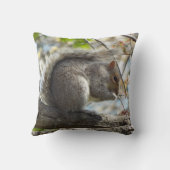 リスの枕 クッション (裏面)