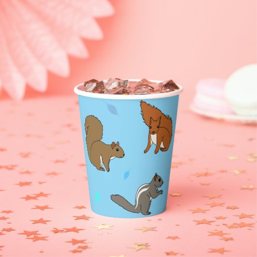 リスの青 紙コップ (インサイチュ)