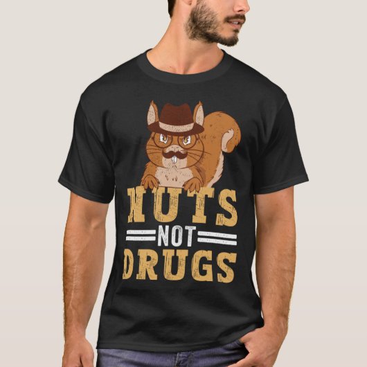 リスの齧歯類のナッツチップムンク Tシャツ (正面)