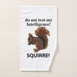 リスは私の知性リスをテストしない ハンドタオル