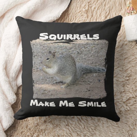 リスは私をスマイル愛らしい野生動物にする クッション (ブランケット)