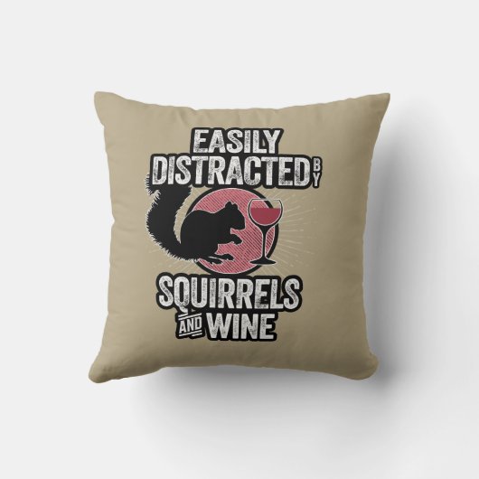 リスやワインに気を取られやすい クッション (裏面)