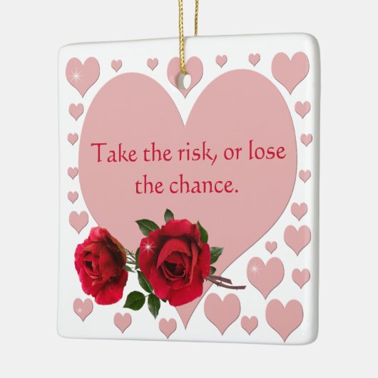 リスクを取る引用文ピンクハート赤いバラ セラミックオーナメント (左)