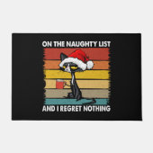 リストに載った不機嫌なクリスマスいけなネコ ドアマット (正面)