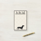 リストをする黒いダックスフント ポストイット (デスク上)