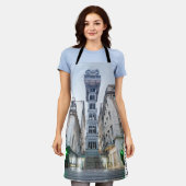 リスボンポルトガルレトロエレベータホリデーサミナリー エプロン (着用した状態)