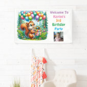 リスレルウッドランドをテーマにした誕生日 パーソナライズされた 横断幕 (インサイチュ)