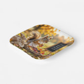 リス付き秋の農園 ペーパープレート (傾斜あり)