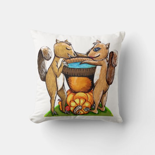 リス愛秋 クッション (正面)