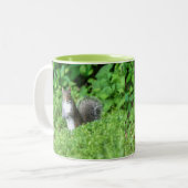 リス ツートーンマグカップ (正面左)