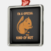 リス – ナットの特殊な種類 メタルオーナメント (左)
