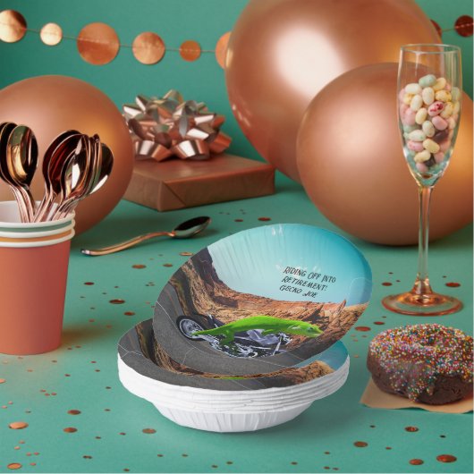 リタイアゲッコカスタムバイクに乗り出す ペーパーボウル (複数)