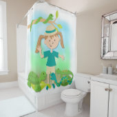 リタイルサファリハイキングの少女 シャワーカーテン (インサイチュ)