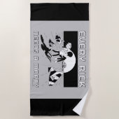 リックには皆モーティーが必要だ ビーチタオル (正面)