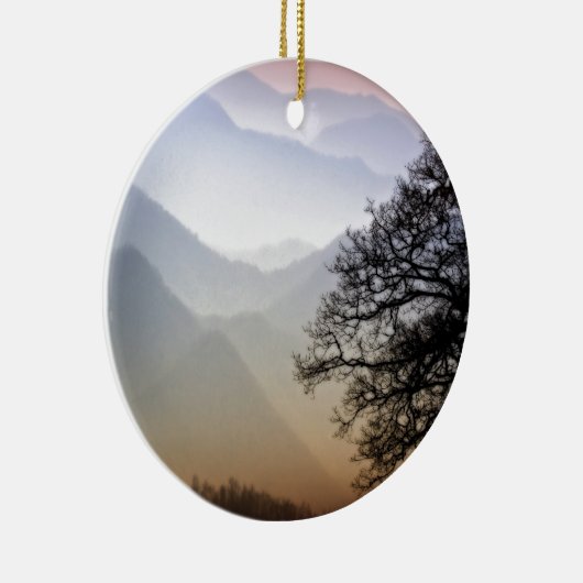 リッジの青いパークウェイからの煙山の日没 セラミックオーナメント (右)