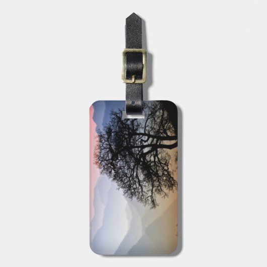 リッジの青いパークウェイからの煙山の日没 ラゲッジタグ (正面縦)