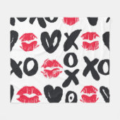 リップスティックキスハートシームレスな背景 フリースブランケット (正面(横))