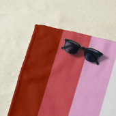 リップスティックレズビアンプライド国旗 ビーチタオル (インサイチュ)