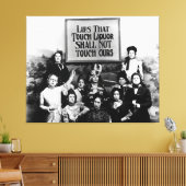 リップスTouchリキュール – Temperance League キャンバスプリント (インサイチュ (リビング))