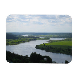 リトアニアのヴィルキジャにあるネムナス川 – - マグネット