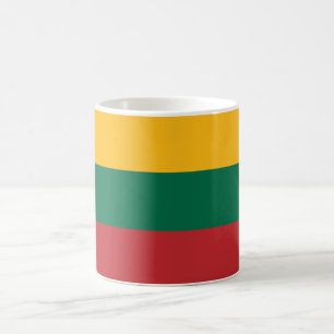 リトアニア国旗を掲げたマグカップ コーヒーマグカップ