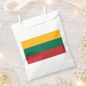 リトアニア国旗 フェイバーバッグ (クリップ留めされた状態)