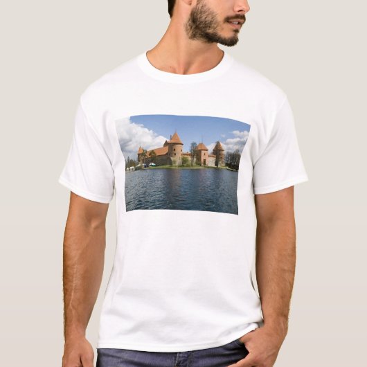 リトアニア、トラカイ。島の城 3 Tシャツ (正面)