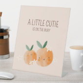 リトルかわいこちゃんオレンジシトラスボタニカルベビーブシャワー 台座サイン (インサイチュ)