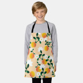 リトルかわいこちゃんオレンジパターン エプロン (着用した状態)