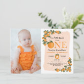 リトルかわいこちゃんオレンジ柑橘類1stバースデーフォト 招待状 (スタンド正面)