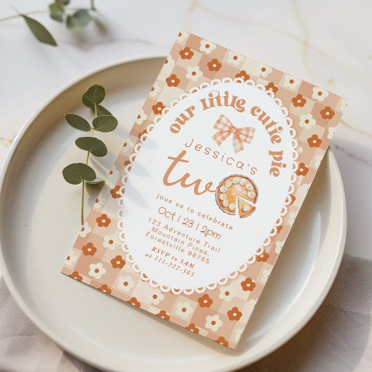 リトルかわいこちゃんパイは2歳の誕生日パーティー 招待状