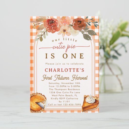 リトルかわいこちゃんパイ秋ハーベストファースト誕生日パーティー 招待状 (スタンド正面)