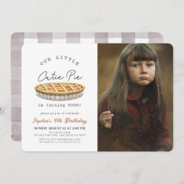 リトルかわいこちゃんパイ秋ホワイト誕生日写真 招待状