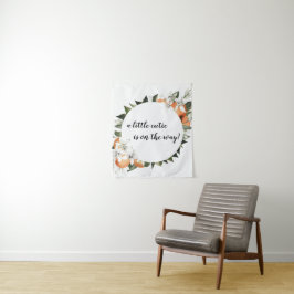 リトルかわいこちゃん背景少しかわいこちゃんが進んでいる タペストリー