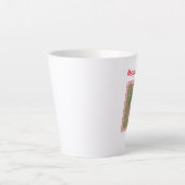 リトルエンビクトリアンジェルホールディングクリスマスツリーレッド  カフェラテマグ (正面)