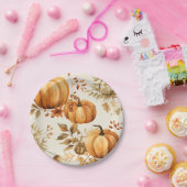 リトルカボチャは秋の赤ちゃんシャワーの途中にある ペーパープレート (パーティー)