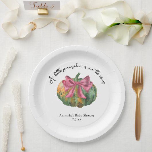リトルカボチャは秋の赤ちゃんシャワーの途中にある ペーパープレート (ウェディング)